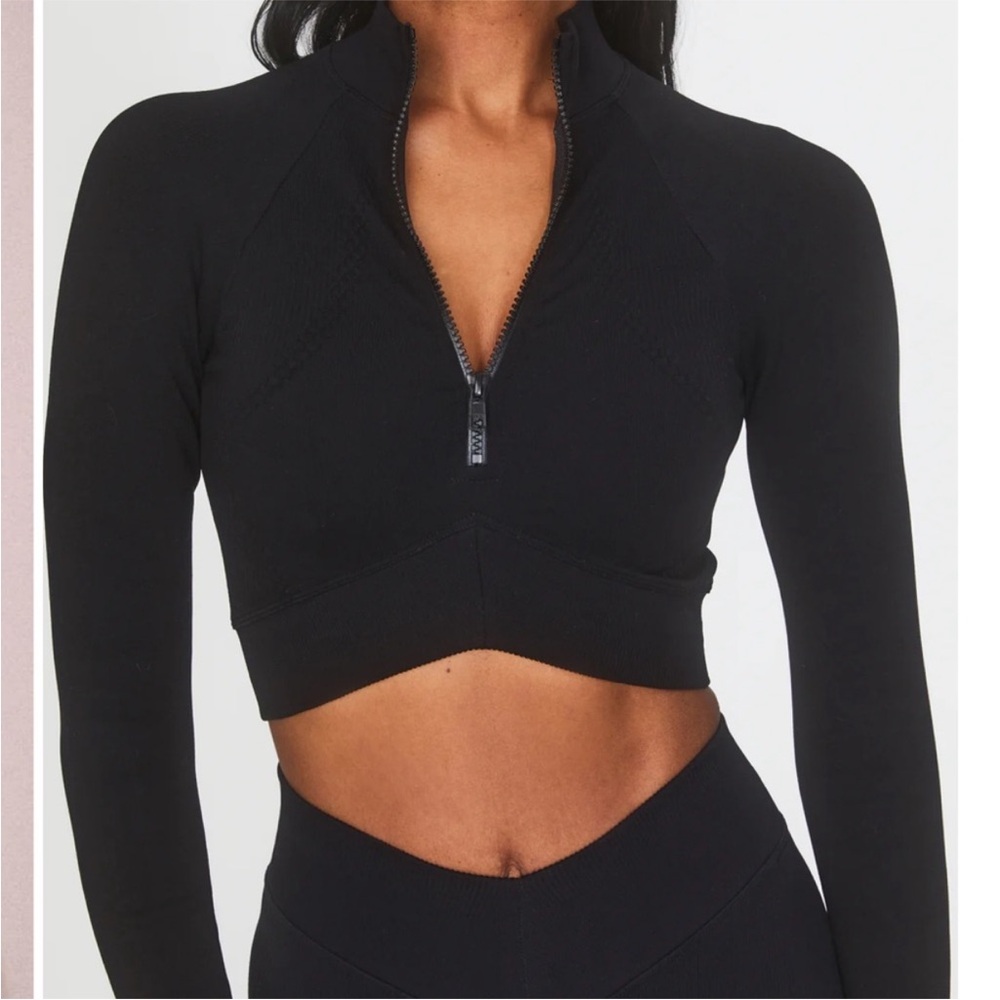 Joja Exhale Long Sleeve Cropped Layering Top in Midnight Black Sizes S, M & L/XL
